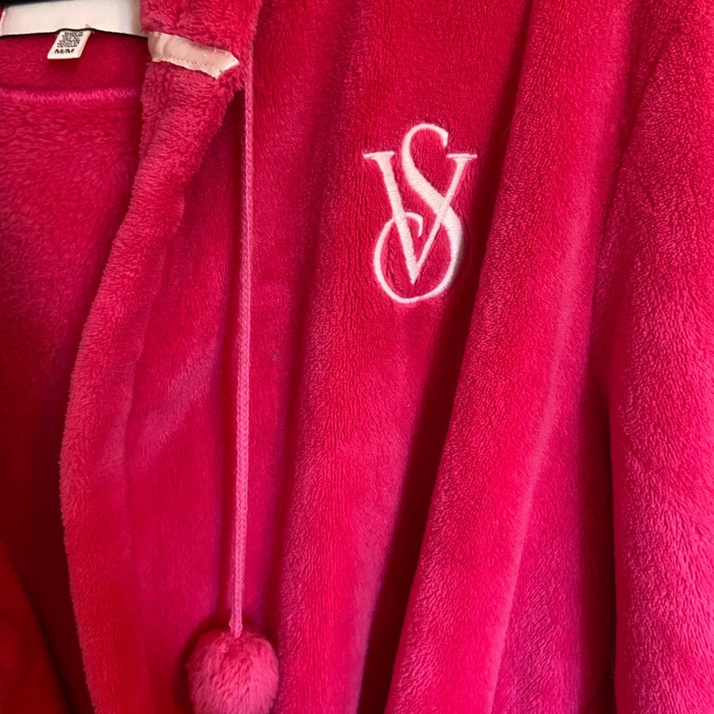 Victoria Secret Pink Fuzzy Robe - Picture 3 of 7